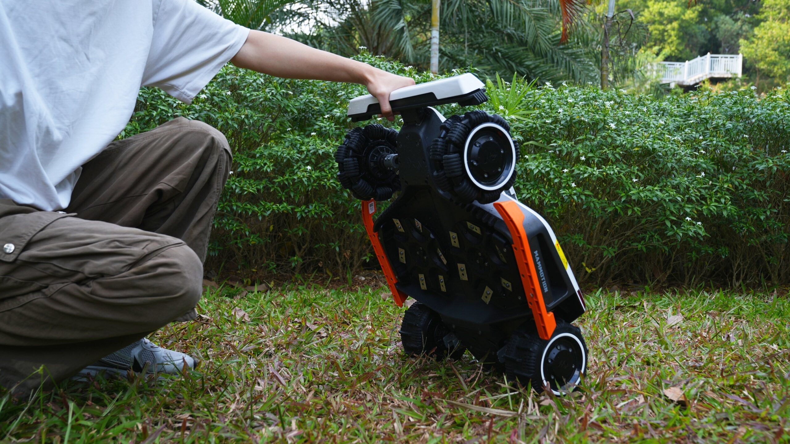 Mammotion LUBA 3 AWD 5000 Mähroboter – 5.000 m², Allrad, LiDAR, ohne Begrenzungskabel - Image 18